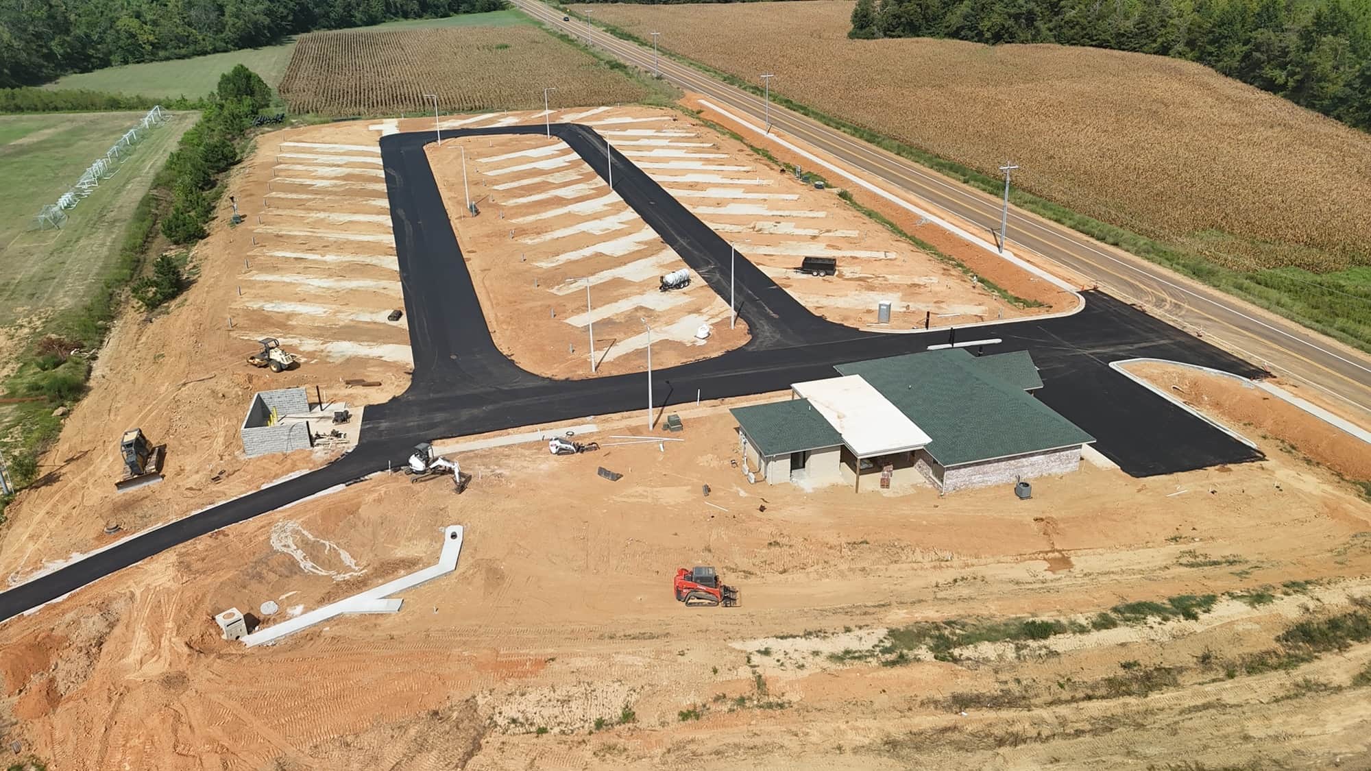 The loop road and concrete RV pads at Evergreens RV Park